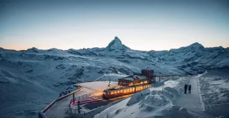 Grand Switzerland - ทัวร์แกรนด์ สวิตเซอร์แลนด์ ขึ้นรถไฟซิตยอดเขากรอบเนอร์แกรตและเมืองเซอร์แมท