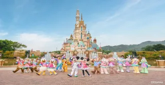 Hong Kong Disneyland - ทัวร์ฮ่องกง ฉลองครบรอบ 20 ปี ดิสนีย์แลนด์ ไหว้ 6 วัดดัง