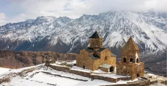 Georgia Tbilisi Gergeti Church Holy Trinity Narikala Fortress - ทัวร์จอร์เจีย ทบิลิซิ เที่ยวชมโบสถ์เกอร์เกตี้ มหาวิหารโฮลีทรินิตี้ นั่งกระเช้าชมป้อมนาริกาลา