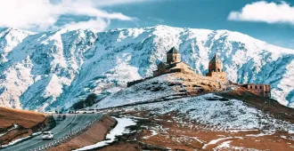 Georgia Tbilisi Gudauri Caucasus Mountains - ทัวร์จอร์เจีย ทบิลิชิ กูดาอูรี นั่งรถ 4WD สู่ใจกลางหุบเขา คอเคซัส