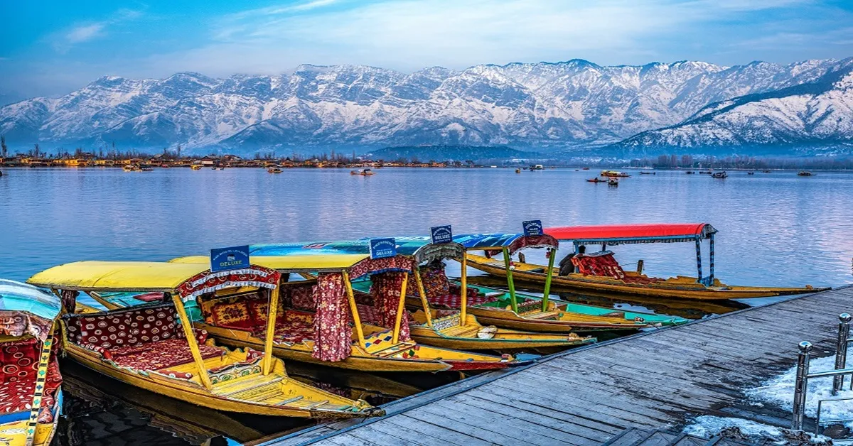 India Kashmir Gulmarg Dal Lake Autumn - ทัวร์อินเดีย แคชเมียร์ กุลมาร์ค ใบไม้เปลี่ยนสี ล่องเรือทะเลสาบดาลสุดโรแมนติกและนั่งกระเช้าลอยฟ้ากุลมาร์ค 