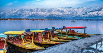 India Kashmir Gulmarg Dal Lake Autumn - ทัวร์อินเดีย แคชเมียร์ กุลมาร์ค ใบไม้เปลี่ยนสี ล่องเรือทะเลสาบดาลสุดโรแมนติกและนั่งกระเช้าลอยฟ้ากุลมาร์ค