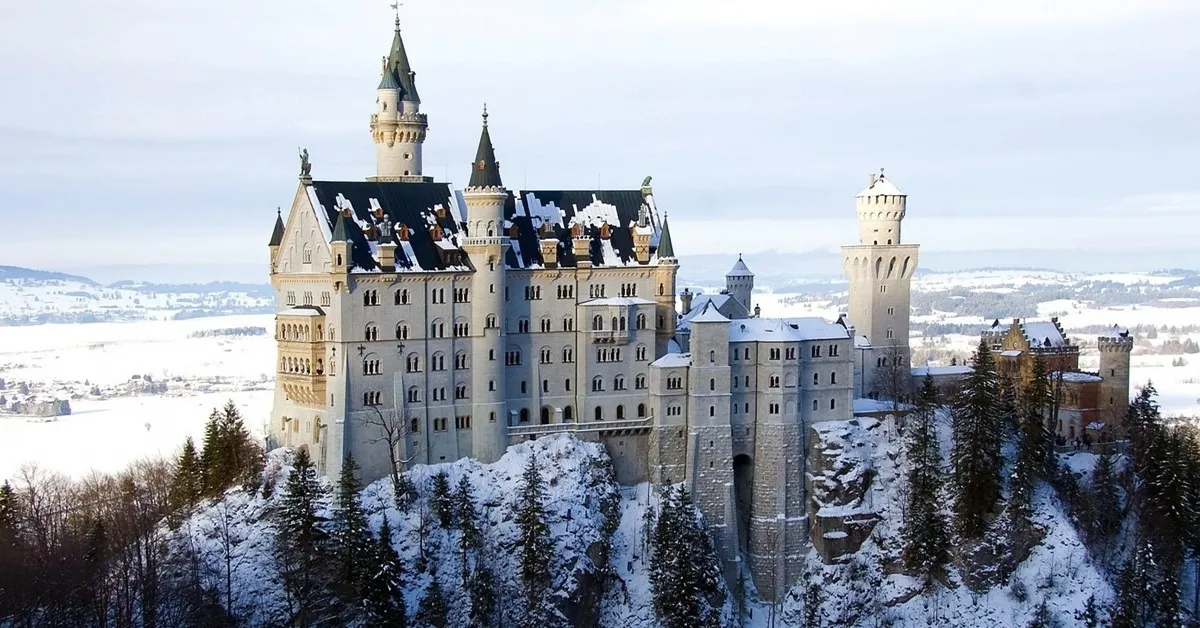 Europe Switzerland Germany Austria Italy Neuschwanstein Castle - ทัวร์ยุโรป สวิตเซอร์แลนด์ เยอรมนี ออสเตรีย อิตาลี เข้าชมความงามของปราสาทนอยชวานสไตน์และชมทะเลสาบโคโม่