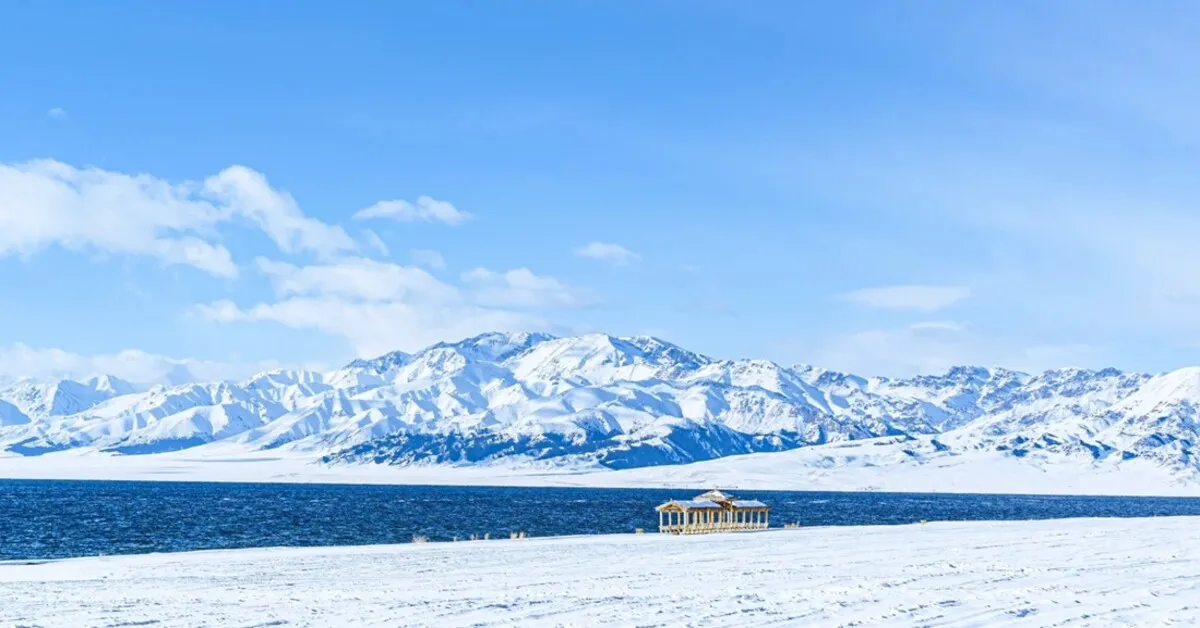 China Xinjiang Kanas Urumqi Sayram Lake - ทัวร์จีน ซินเจียง อูลูมู่ฉี คานาสือ สรวงสวรรค์แดนเหนือ หมู่บ้านเหอมู่ ทะเลสาบไซหลี่มู่ 