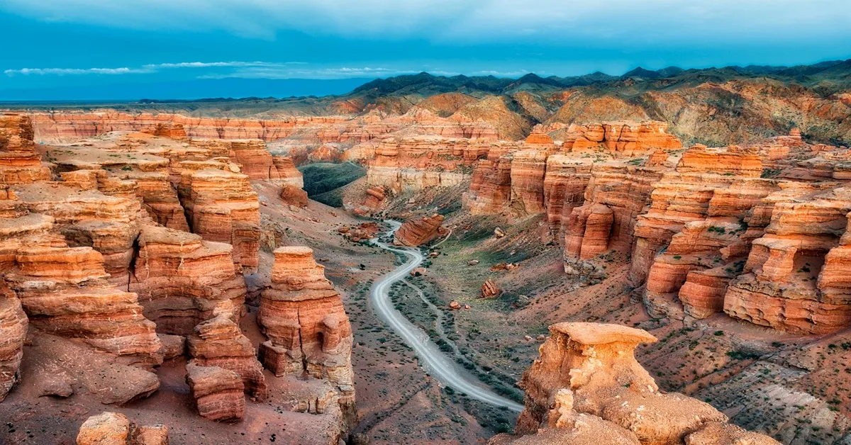 Kazakhstan Almaty Charyn Canyon Kolsai lake - ทัวร์คาซัคสถาน อัลมาตี ชมชารินแกรนด์แคนยอนและทะเลสาบโคลไซ 