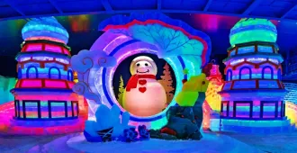 China Harbin Ice and Snow Festival Saint Sophia Cathedral Red Beach - ทัวร์จีน ฮาร์บิน ชมงานแกะสลักน้ำแข็งประดับไฟในร่ม โบสถ์โซเฟีย ชมหาดหญ้าแดงมหัศจรรย์ ไม่ลงร้าน