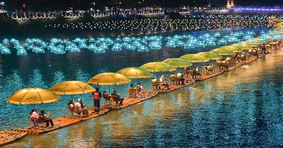 ทัวร์จีน ฉงชิ่ง เอินซือ ถ้ำเถิงหลง ล่องเรือมังกร ผิงซานแกรนด์แคนยอน (ไม่ลงร้าน)