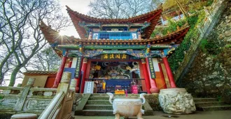China Kunming - ทัวร์จีน มองโกเลียใต้ คุนหมิง ฮุ่ยเจ๋อ ตงชวน ภูเขาหิมะเจี๋ยวจือ (ลงร้าน) 