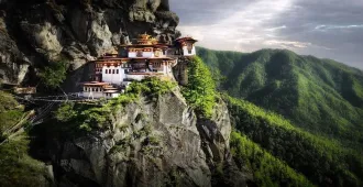 Bhutan Paro Thimphu Punakha Tigers Nest Buddha Dordenma Statue - ทัวร์ภูฏาน พาโร ทิมพู พูนาคา วัดทักซัง สักการะองค์พระใหญ่พระศรีสัจจธรรม