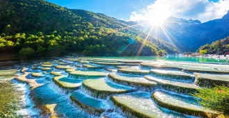 China Kunming Dali Lijiang  - ทัวร์จีน คุนหมิง ต้าหลี่ ลี่เจียง ชมอุทยานตงฟางยุ่นและอุทยานทะเลสาบสีน้ำเงิน (ไม่ลงร้าน)