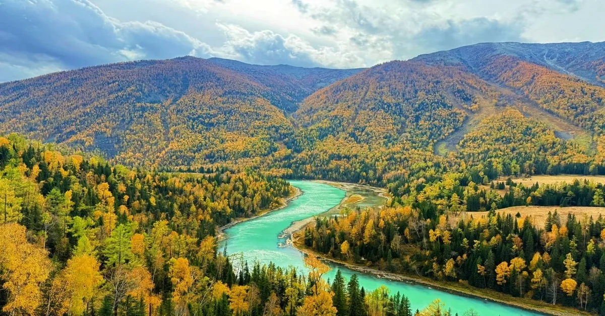 China Xinjiang Kanas - ทัวร์จีน ซินเจียง คานาสือ เที่ยวชมอุทยานคานาสือและหมู่บ้านเหอยู่ในช่วงเวลาที่สวยที่สุด (ไม่ลงร้าน)
