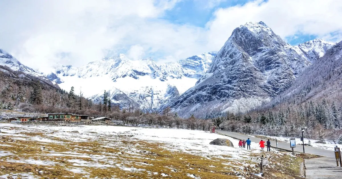 China Chengdu Bipenggou Siguniangshan - ทัวร์จีน เฉิงตู ชมอุทยานปี้ผิงโกวและสี่ดรุณี หุบเขาซวงเฉียวโกว (ไม่ลงร้าน) 