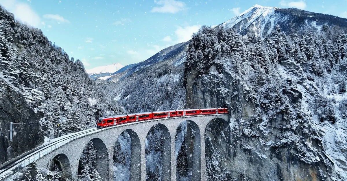 Grand Switzerland Gornergrat Glacier 3000 Schilthorn Jungfraujoch - ทัวร์แกรนด์สวิตเซอร์แลนด์ 3ยอดเขา ยอดเขากรอนเนอร์แกรต ยอดเขากลาเซียร์ ยอดเขาชิลธอร์น นั่งรถไฟชมวิวพิชิตยอดเขาจุงเฟรา 