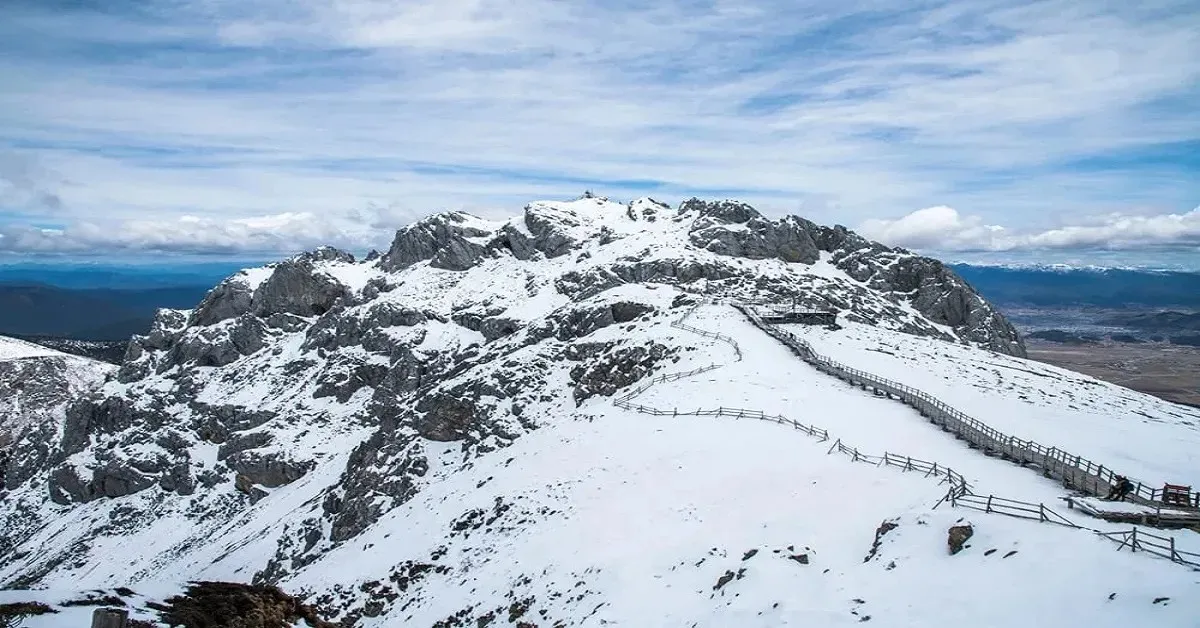 ทัวร์จีน มหัศจรรย์ คุนหมิง ภูเขาหิมะเจี้ยวจื่อ (ลงร้าน)