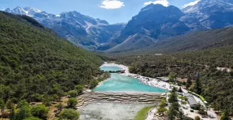 ทัวร์จีน ลี่เจียง นั่งกระเช้าขึ้นภูเขาหิมะมังกรหยก หุบเขาพระจันทร์สีน้ำเงิน (อิสระ 1 วัน + ลงร้าน)