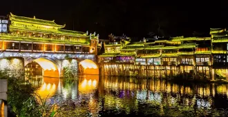 ทัวร์จีน บินตรงฉางซา จางเจียเจี้ย เขาอวตาร เทียนเหมินซาน เมืองโบราณเฟิ่งหวง ฝูหรงเจิ้น