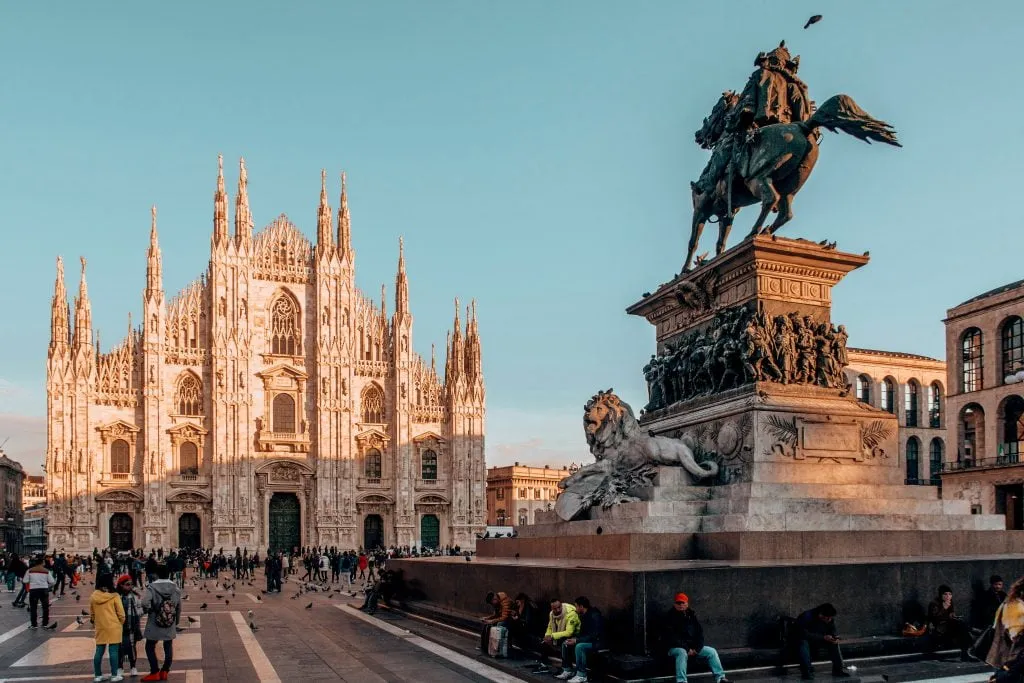 Europe ITALY SWISS FRANCE - ทัวร์ยุโรป อิตาลี สวิสเซอร์แลนด์ มิลาน โคโม่ ลูเซิร์น ซุก ทิตลิส ปารีส 