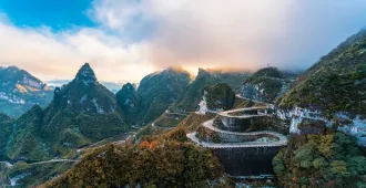 ทัวร์จีน ซุปตาร์...ฉางซา จางเจียเจี้ย ประตูสวรรค์ อุทยานเทียนเหมินซาน (ลงร้าน)