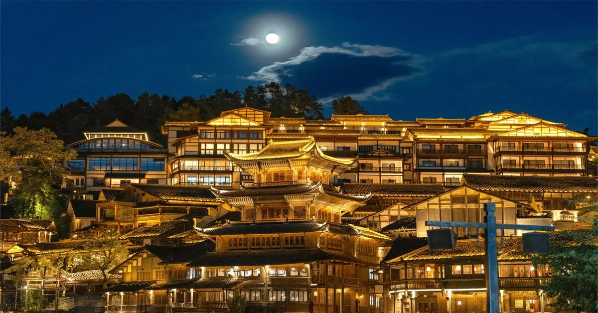 ทัวร์จีน กุ้ยหยาง สะพานฮวาเจียง น้ำตกหวงกั่วซู่ นั่งเรือชมวิวหมู่บ้านวูเจียงจ้าย (ไม่ลงร้าน)