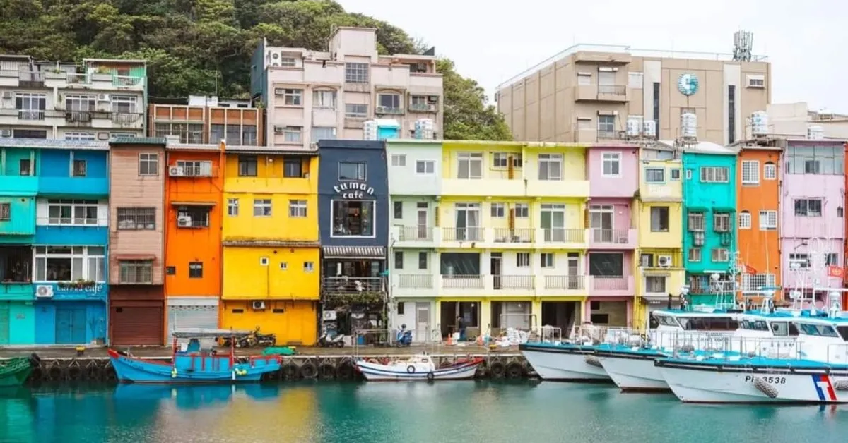 ทัวร์ไต้หวัน มหัศจรรย์ อุทยานแห่งชาติเย๋หลิ่ว หมู่บ้านชาวประมงหลากสี