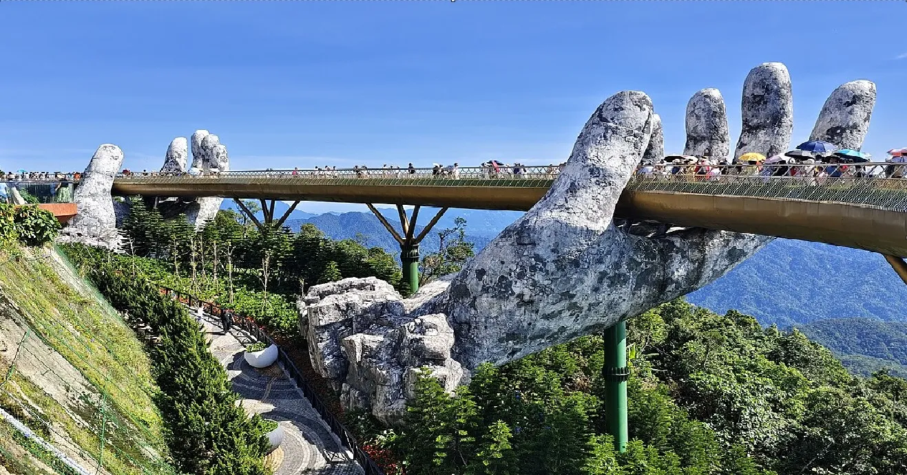 ทัวร์เวียดนามกลาง ซุปตาร์ ดานัง ฮอยอัน บานาฮิลล์ สะพานโกลเด้นบริดจ์ (ลงร้าน)