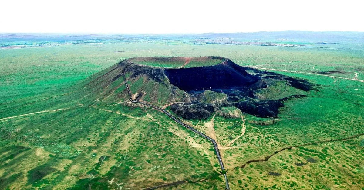 ทัวร์จีน ซุปตาร์ มองโกเลียใน ทุ่งหญ้าออร์ดอส ทะเลทรายเสี่ยงซาวาน ทะเลสาบฮาซูเหมย (ลงร้าน)