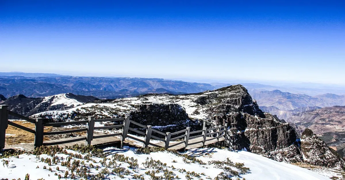 ทัวร์จีน ซุปตาร์  คุนหมิง ภูเขาหิมะเจี้ยวจื่อ วัดทงหยวน (ลงร้าน)