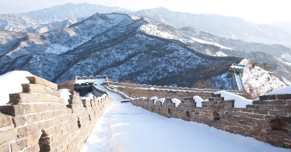 ทัวร์จีน ปักกิ่ง กำแพงเมืองจีน  กำแพงเมืองจีน เล่นสกี (ไม่ลงร้าน)