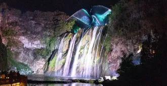 ทัวร์จีน กุ้ยหยาง น้ำตกหวงกั่วซู่ สะพานฮัวเจียงแกรนด์แคนยอน เทศกาลดอกไม้บาน (ไม่ลงร้าน)