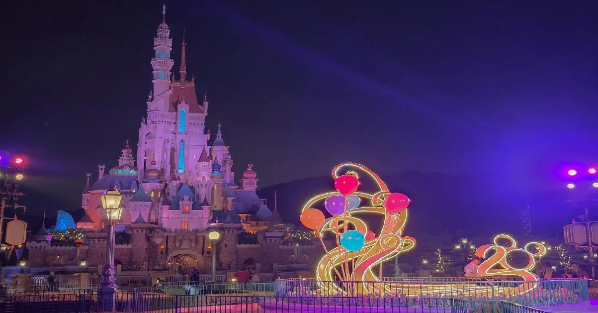 ทัวร์ฮ่องกง นั่งกระเช้านองปิง ดิสนีย์แลนด์ รีพัลส์เบย์ (ลงร้าน)