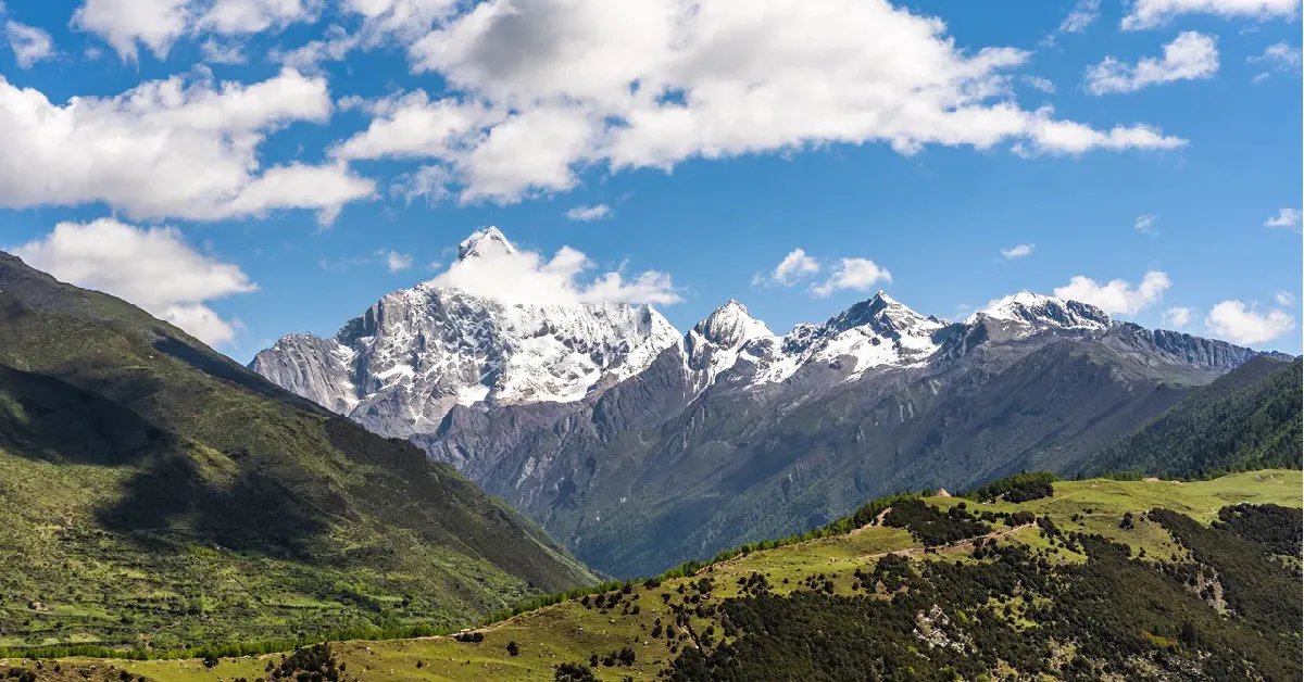 ทัวร์จีน เฉิงตู สี่ดรุณี เมืองโบราณลั่วใต้ (ลงร้าน)