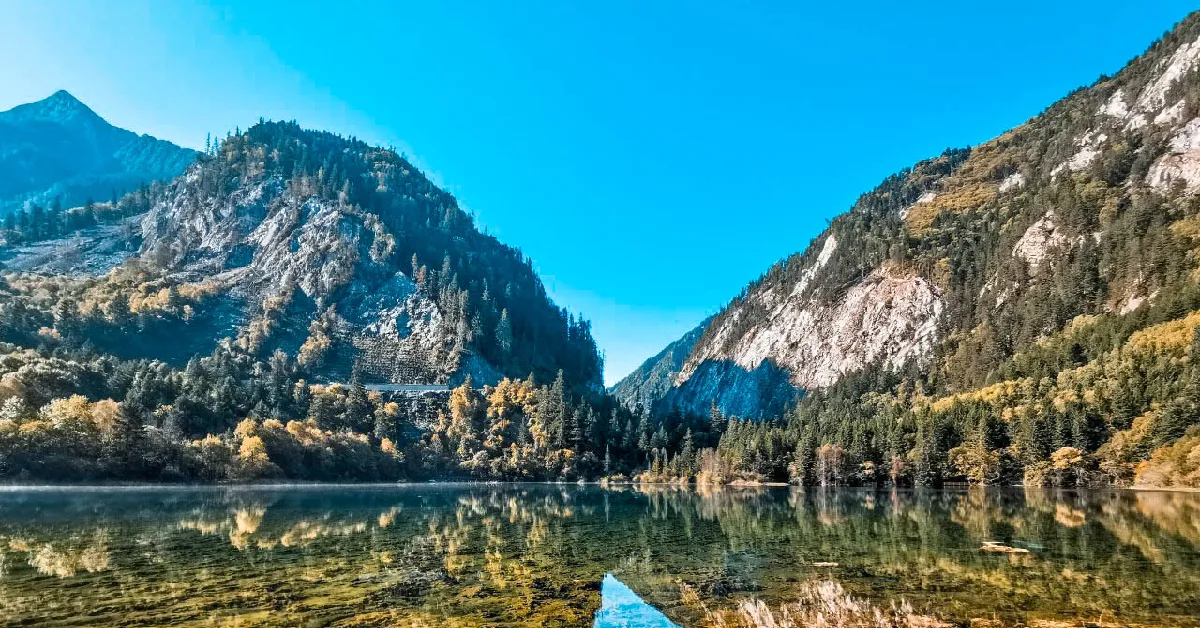 ทัวร์จีน ซุปตาร์ เฉิงตู จิ่วจ้ายโกว หวงหลง ภูเขาสี่ดรุณี (ลงร้าน)