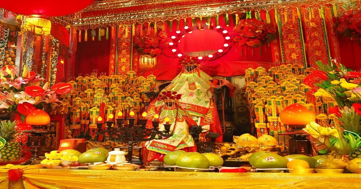 ทัวร์ฮ่องกง พิธีขอยืมเงินเจ้าแม่กวนอิม 1 ปี มีครั้งเดียว (ลงร้าน)