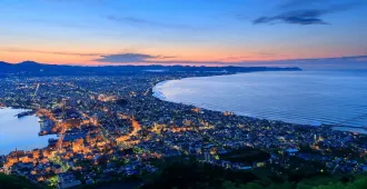 ทัวร์ญี่ปุ่น ฮอกไกโด ฮาโกดาเตะ ซัปโปโร สัมผัสหิมะและเทศกาลไฟ