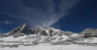 ทัวร์จีน คุนหมิง ต้าหลี่ ลี่เจียง แชงกรีล่า เต๋อซิง  ภูเขาหิมะมังกรหยก ชมซากุระบานหุบเขาหยีเหลียง (ไม่ลงร้าน)