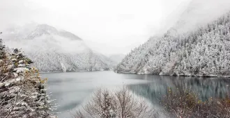 ทัวร์จีน ทัวร์คุณธรรม เฉิงตู จิ่วจ้ายโกว นั่งรถไฟความเร็วสูง ภูเขาหิมะการ์เซียต๋ากู่ปิงชวน (ไม่ลงร้าน)