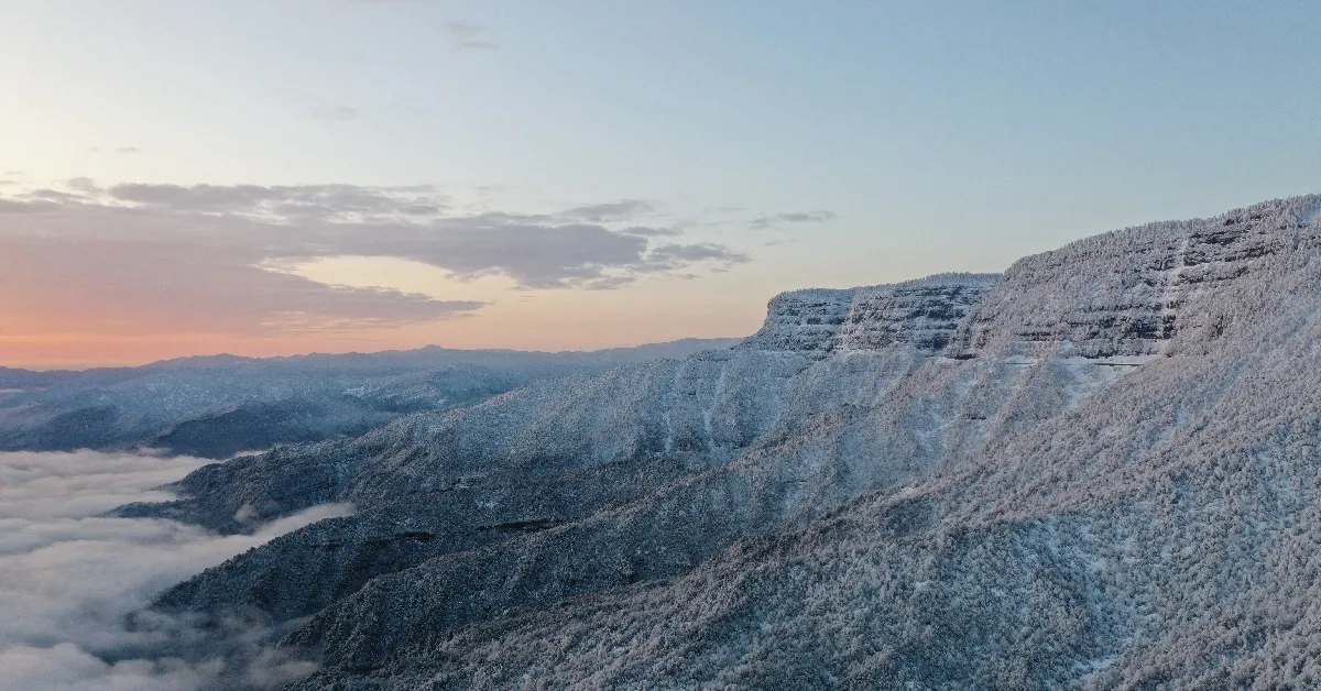 ทัวร์จีน ฉงชิ่ง เฉิงตู อู่หลง ภูเขาหิมะวาวู่ อู่หลงหลุมบ่อฟ้า ล่องเรือชมพระใหญ่เล่อซาน ภูเขาหิมะวาวู่ (ไม่ลงร้าน)