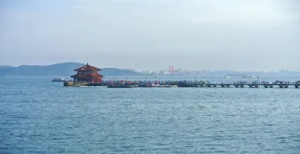 ทัวร์จีน ชิงเต่า หลินอี๋ ชมเมืองโบราณหลางหยา อุทยานเหลาซาน ชิมเบียร์สดต้นตำรับ (อิสระ 1 วัน + ไม่ลงร้าน)