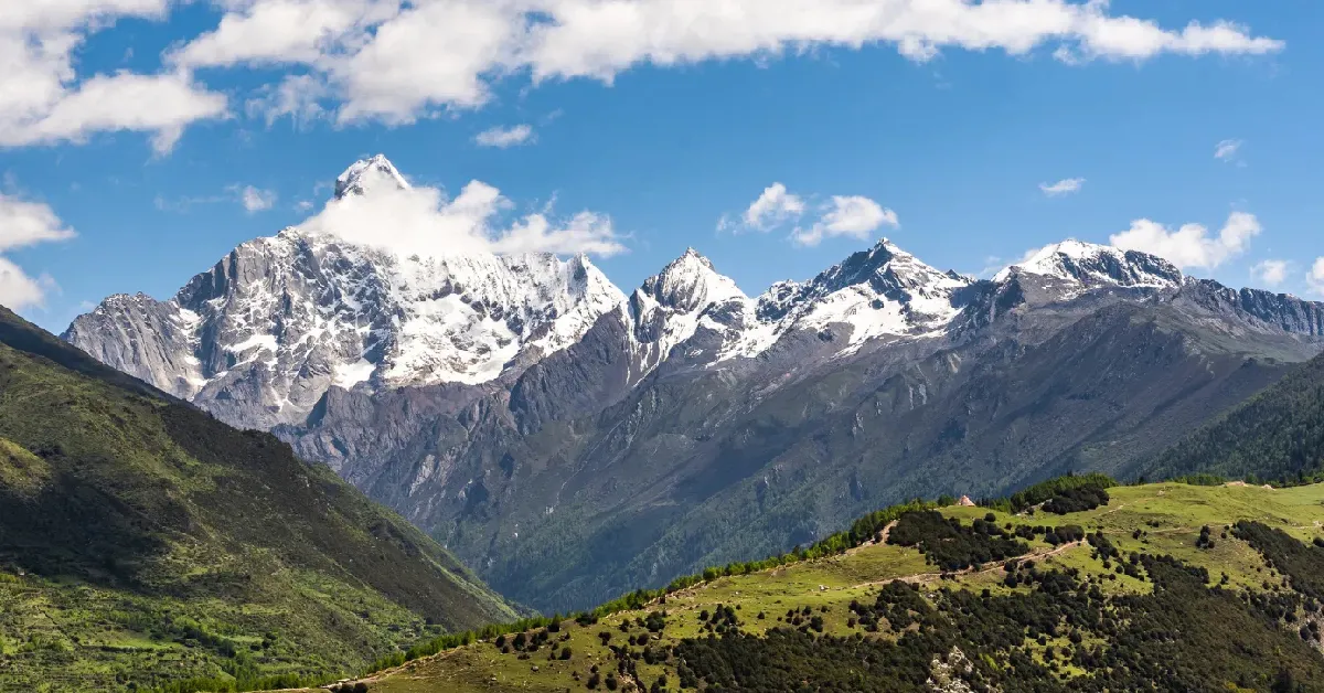 ทัวร์จีน เฉิงตู อาปาโจว สี่ดรุณี ปี้เผิงโกว กลาเซียร์ต๋ากู่ปิงชวน (ไม่ลงร้าน)