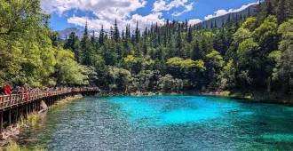 ทัวร์จีน เฉิงตู อุทยานสวรรค์ จิ่วจ้ายโกว สี่ดรุณี ปี้เผิงโกว (ไม่ลงร้าน)