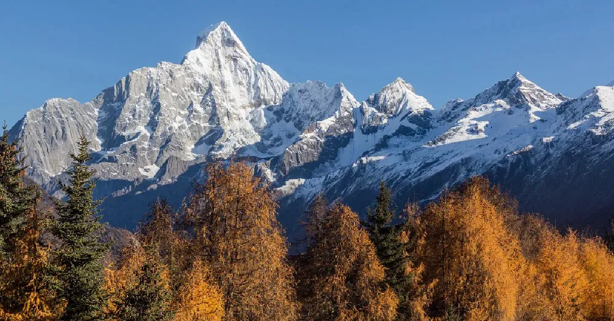 ทัวร์จีน เฉิงตู ภูเขาสี่ดรุณี  จิ่วจ้ายโกว หวงหลง นั่งรถไฟความเร็วสูง(ไม่ลงร้าน)