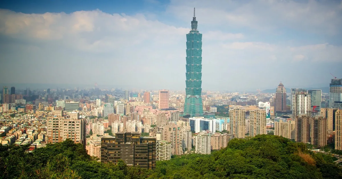 ทัวร์ไต้หวัน ซุปตาร์ ไทเป ไถจง เจียอี้ อาลีซาน จงซาน ล่องเรือทะเลสาบสุริยันจันทรา (ลงร้าน)