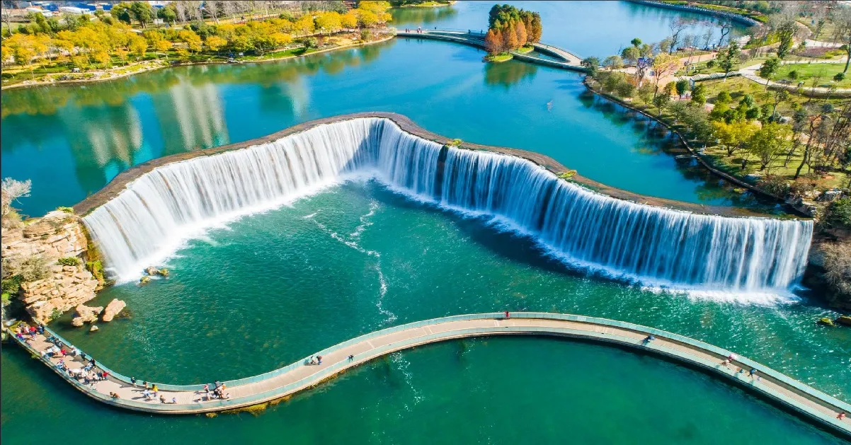 ทัวร์จีน คุนหมิง สวนน้ำตกคุนหมิง สวนดอกไม้ลาวหยูเหอ สวนต้ากวน (ลงร้าน)