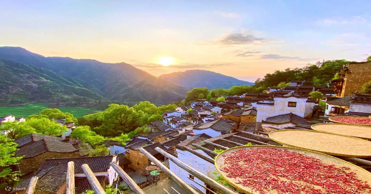 ทัวร์จีน ฉางซา หมู่บ้านโบราณหวงหลิง พระนอนอีหยาง หุบเขาเทวดาวั้งเซียนกู่ (ไม่ลงร้าน)