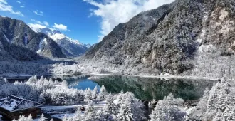 ทัวร์จีน เฉิงตู ตูเจียงเยี่ยน ปี้เผิงโกว ร้านหนังสือจงซูเก๋อ น้ำผุไม้ไผ่ (ลงร้าน)