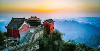 ทัวร์จีน อู่ฮั่น  บู๊ตึ๊ง อู่ตังซาน  จุดชมวิวทะเลสาบตงหู (ไม่ลงร้าน)