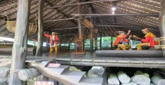 ทัวร์ไต้หวัน สงกรานต์ ไทเป จิ่วเฟิ่น หมู่บ้านเก้าชนเผ่า (ลงร้าน)