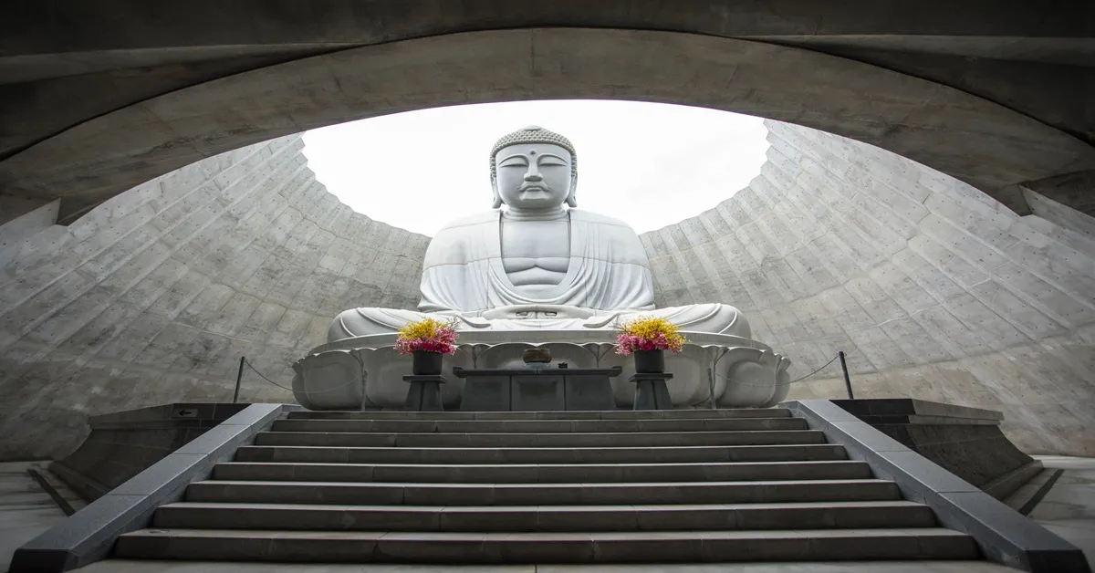 ทัวร์ญี่ปุ่น ฮอกไกโด ฮาโกดาเตะ ซัปโปโร เนินพระพุทธเจ้า (พักออนเซน 3 คืน)