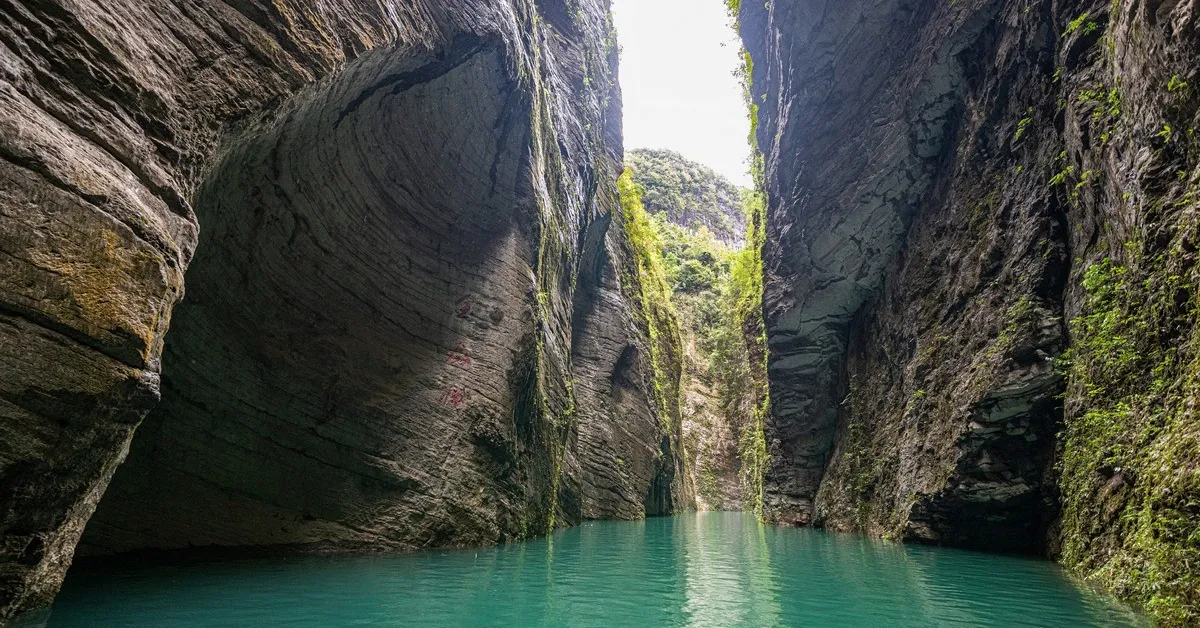 ทัวร์จีน เอินซือ แกรนด์แคนยอนผิงซาน (ไม่ลงร้าน)