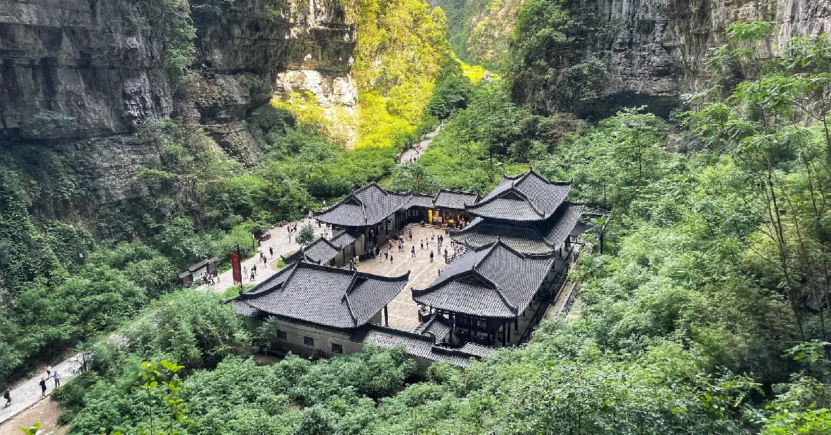 ทัวร์จีน ซุปตาร์ ฉงชิ่ง อู่หลง หลุมฟ้า 3 สะพานสวรรค์ (ไม่ลงร้าน) 